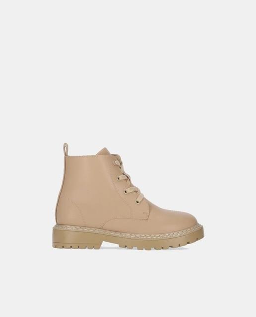 Botas de niña en beige tipo militar con suela track – Primeriti