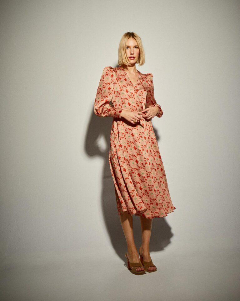 Vestido midi cruzado con flores · Dolores Promesas · El Corte Inglés