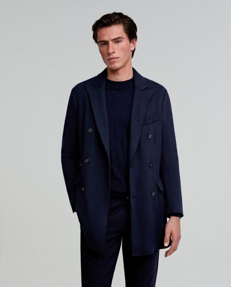 Abrigo de paño de hombre con solapas y cierre cruzado · Scalpers · El Corte Inglés