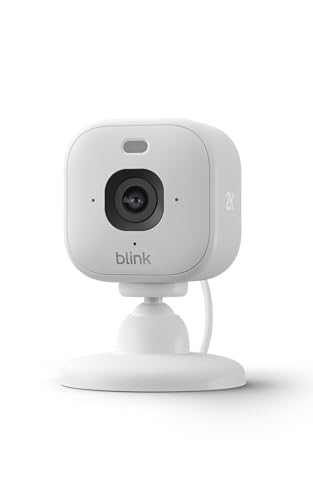 44% DESCUENTO Cámara Mini 2K+ Blink (última generación) | Cámara de seguridad doméstica con enchufe, resolución de vídeo 2K, zoom de 4 aumentos, visión nocturna en color | Compatible con Alexa | 1 cámara   Blanco