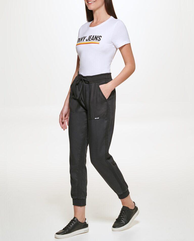 Jogger de mujer con bolsillos y cordón en la cintura — 21,00€ € -74%