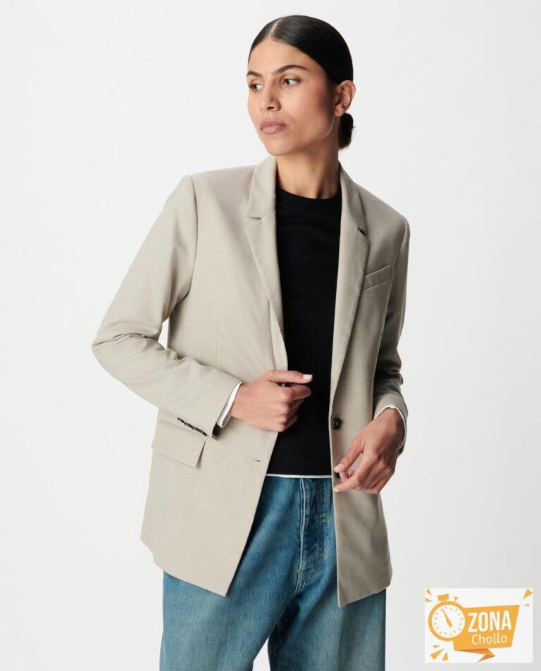 Blazer de mujer lisa con cierre de botones Tostado IKKS · El Corte… — 73,5 € -70%