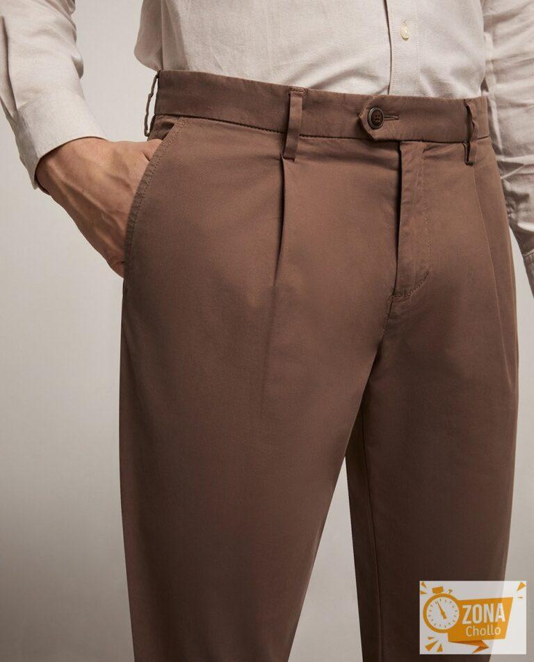Pantalón sport un pliegue twill de hombre — 11,00€ € -82%