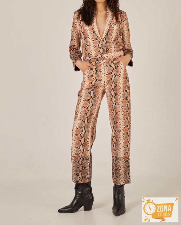 Pantalón de mujer recto con estampado de Swarovski — 19,00€ € -81%
