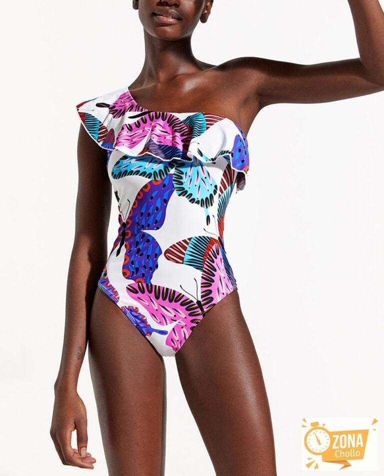 Bañador asimétrico con estampado de mariposas — 11,00€ € -82%