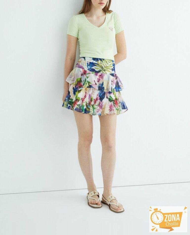 Falda corta con volantes — 18,00€ € -80%