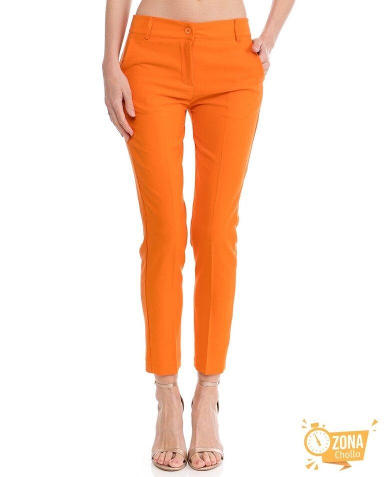 Pantalón color naranja — 19,95€ € -77%