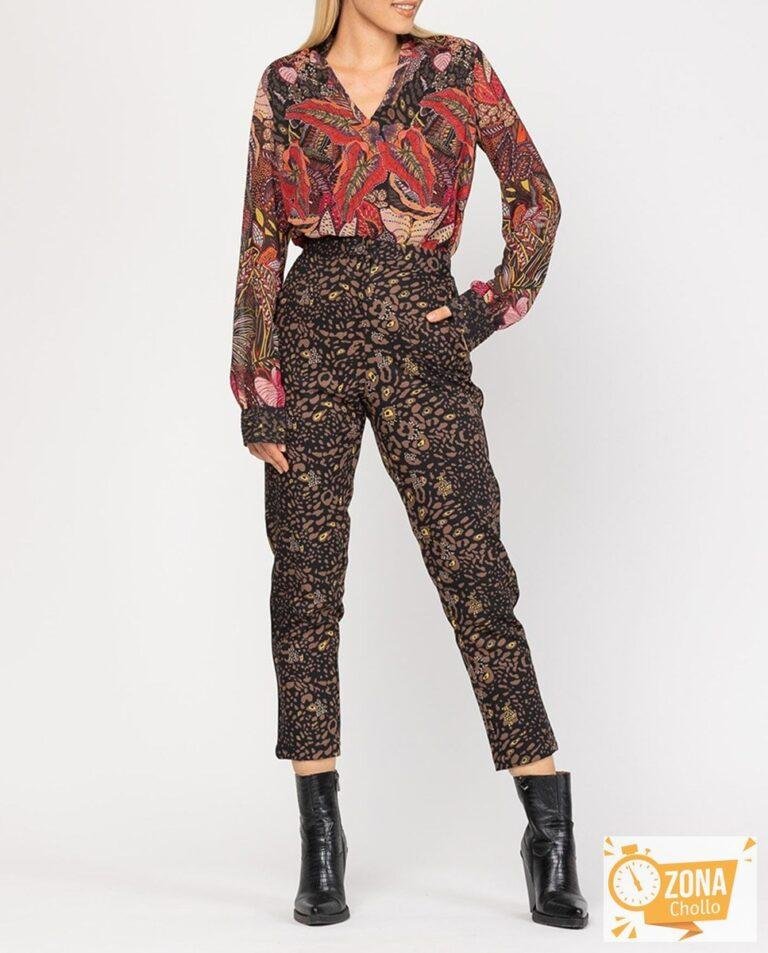 Pantalón de tiro alto y de estampado animal — 19,00€ € -81%