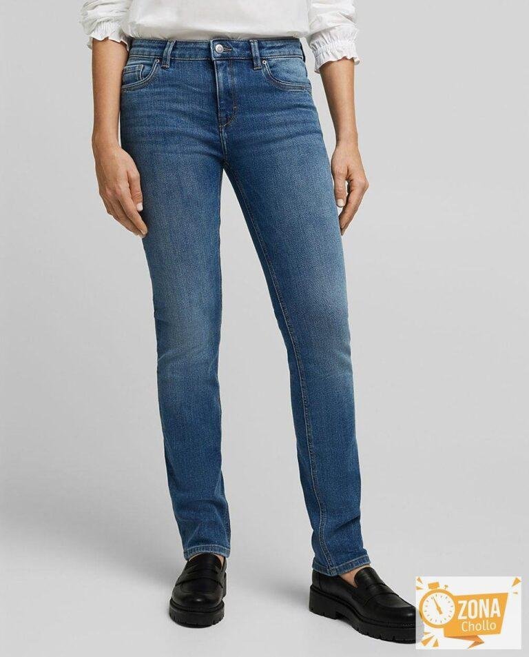 Vaquero de mujer straight fit cintura media — 11,00€ € -82%